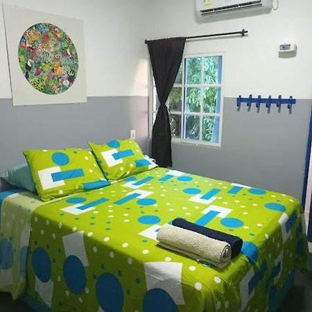 Hotelito La Aventura, Ac Private Wc Rooms Near The Old Town, No Tax Cartagena Exterior photo